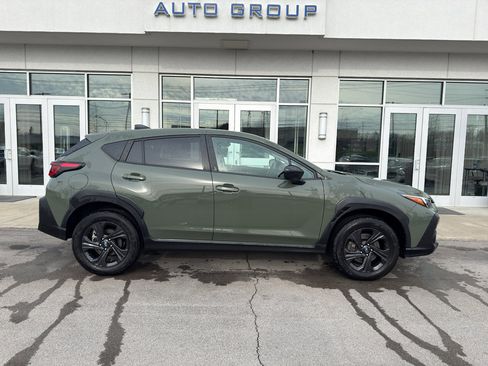 Used 2026 Subaru Crosstrek 2.5i image 2