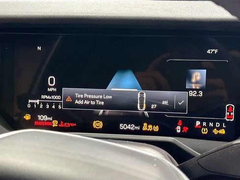 New 2025 GMC Acadia Elevation w/ Elevation Premium Package image 12