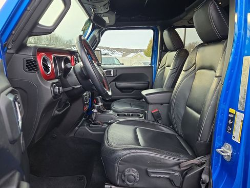 Used 2021 Jeep Wrangler Unlimited Rubicon w/ Xtreme Recon 35" Tire Package image 11