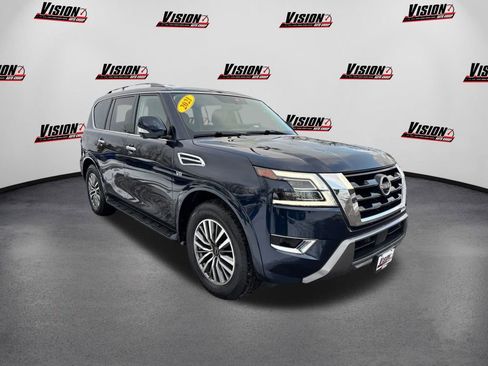 Used 2021 Nissan Armada SL w/ Captain's Chairs Package image 3