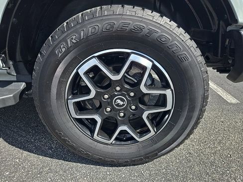 Used 2023 Ford Bronco Outer Banks AWD/4WD image 15