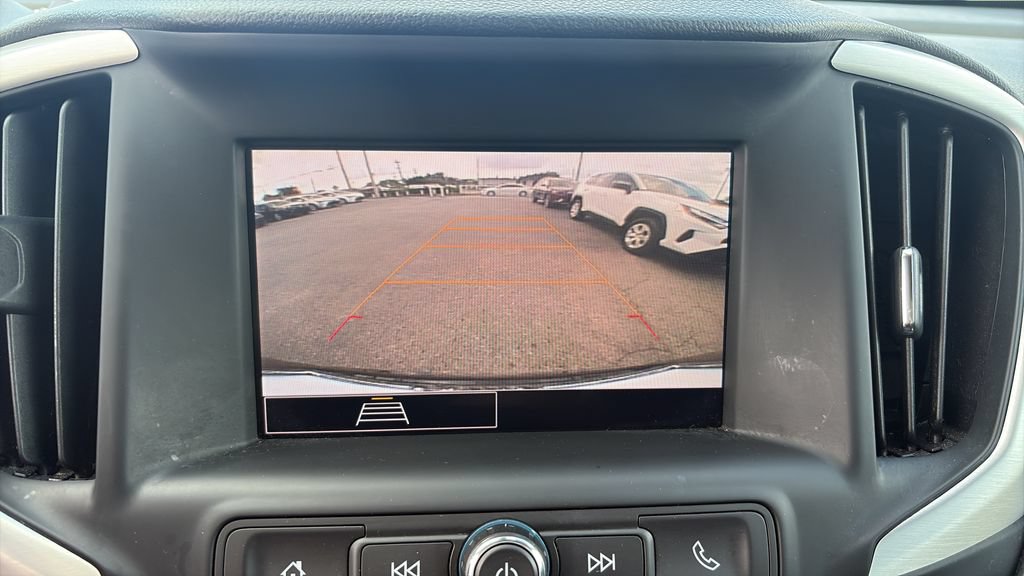 Used 2024 GMC Terrain SLE AWD/4WD image 17