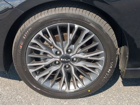Used 2024 Kia Forte GT-Line image 10