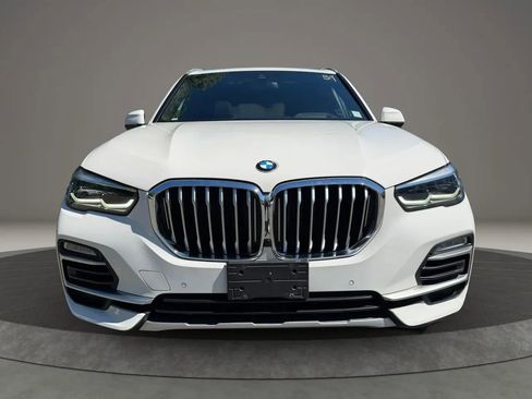 Used 2019 BMW X5 xDrive40i w/ Premium Package 2 AWD/4WD image 2