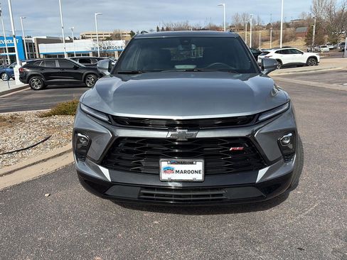 Used 2025 Chevrolet Blazer RS image 2