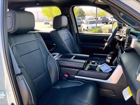 Used 2026 Toyota Tundra Limited image 8