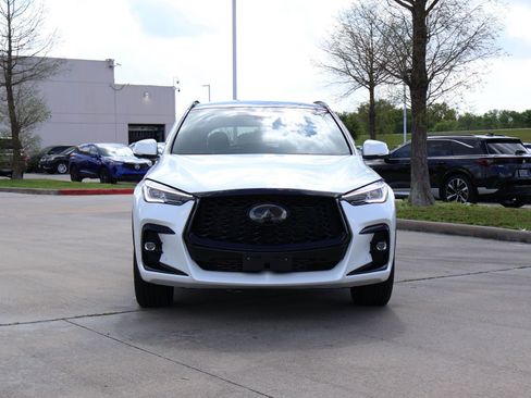 Used 2025 INFINITI QX50 Sport AWD/4WD image 6