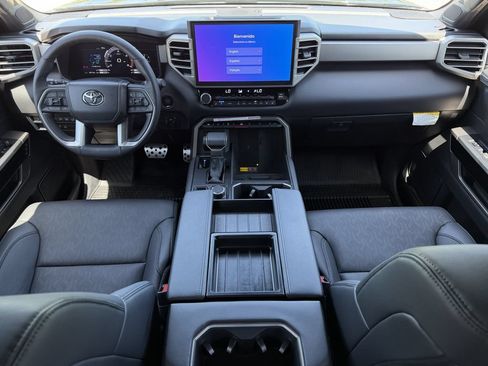 Used 2025 Toyota Tundra Limited AWD/4WD image 13