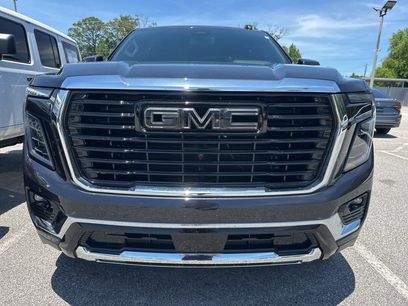 Used 2025 GMC Yukon Elevation w/ LPO, Elevation Black Package