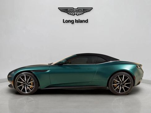 Used 2023 Aston Martin DB11 Volante image 9