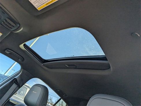 New 2026 Buick Envista Avenir image 19