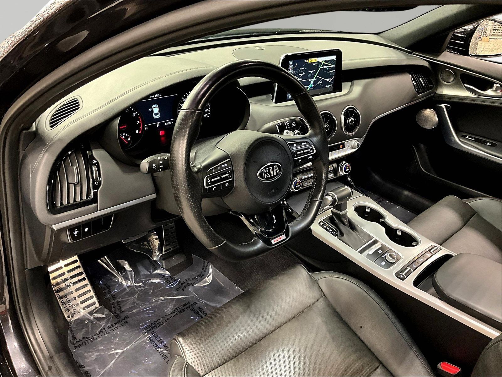 Used 2018 Kia Stinger GT1 AWD/4WD image 17