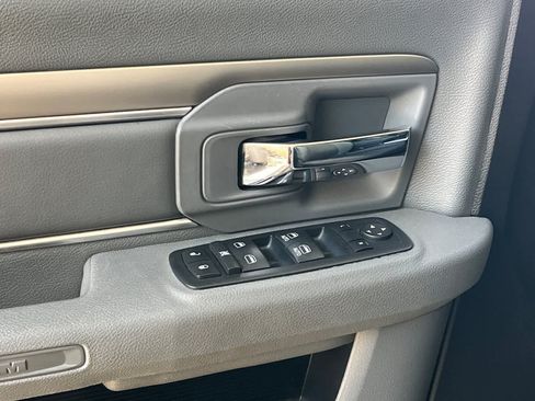 Used 2016 RAM 1500 Big Horn RWD image 15