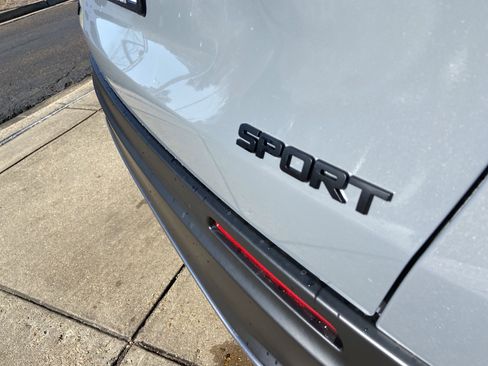 New 2026 Honda HR-V Sport image 16