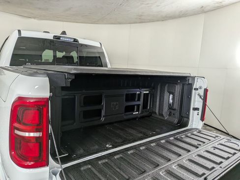 New 2026 RAM 1500 Limited AWD/4WD image 9