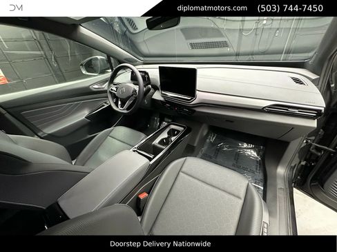 Used 2024 Volkswagen ID.4 Pro S image 18