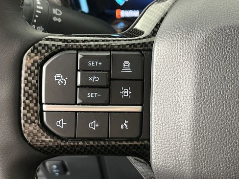 Used 2025 Ford F150 Lariat w/ Equipment Group 502A High image 17