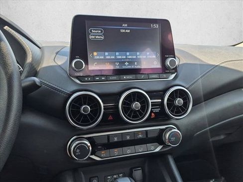 Used 2025 Nissan Sentra SV FWD image 14