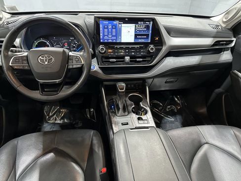 Used 2020 Toyota Highlander Platinum AWD/4WD image 7