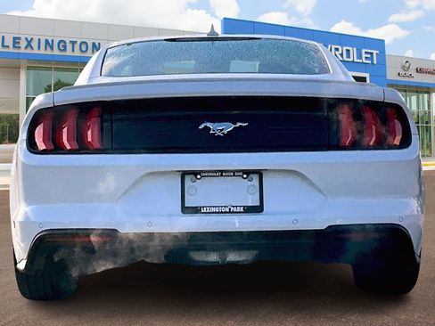 Used 2020 Ford Mustang Premium w/ Ford Safe & Smart Package image 4