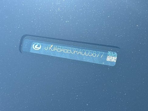 Used 2024 Lexus RZ 300e Premium FWD image 3