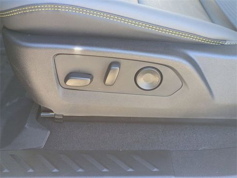 New 2026 Chevrolet Colorado ZR2 w/ Technology Package image 11