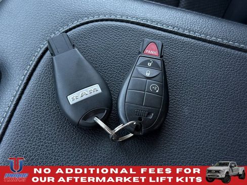 Used 2018 RAM 3500 Big Horn w/ Sport Appearance Group AWD/4WD image 41