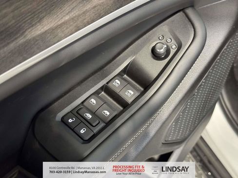 New 2026 Jeep Grand Cherokee Altitude AWD/4WD image 28