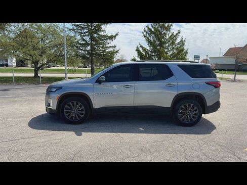 Certified 2023 Chevrolet Traverse RS w/ LPO, Floor Liner Package AWD/4WD image 5