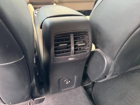 Used 2020 Ford Escape SEL FWD image 17