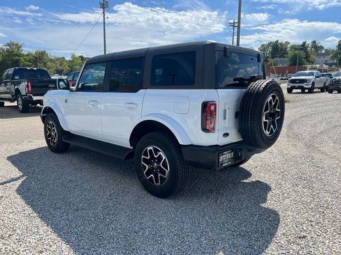 New 2025 Ford Bronco Outer Banks image 6