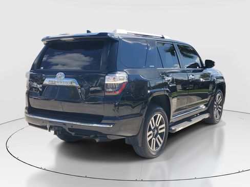 Used 2022 Toyota 4Runner Limited AWD/4WD image 3