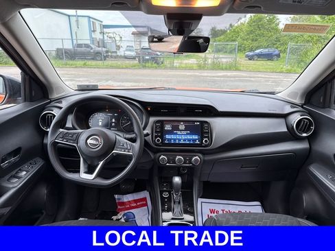 Used 2024 Nissan Kicks SV w/ Interior Electronics Package FWD image 19
