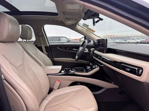 Used 2022 Lincoln Nautilus Reserve image 21