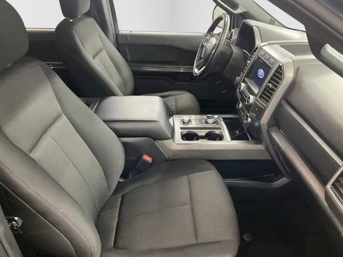 Used 2020 Ford Expedition XLT image 15