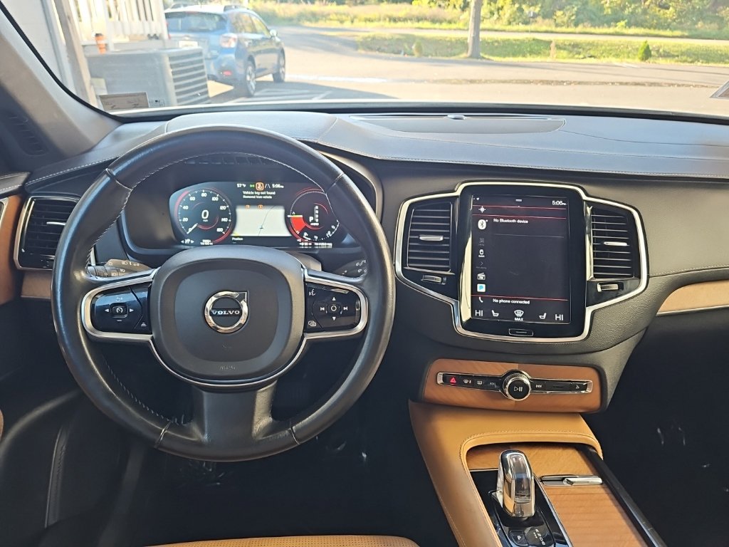 Used 2017 Volvo XC90 T8 Inscription w/ Vision Package AWD/4WD image 16