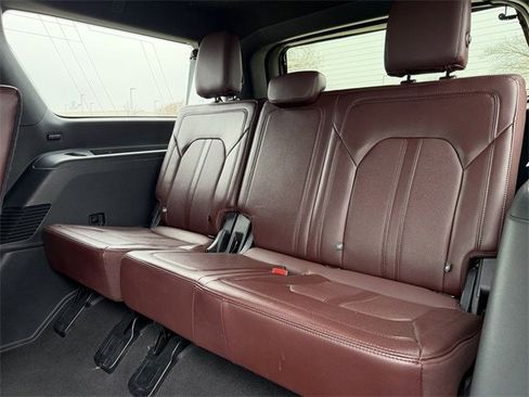 Used 2024 Ford Expedition Max Limited image 31