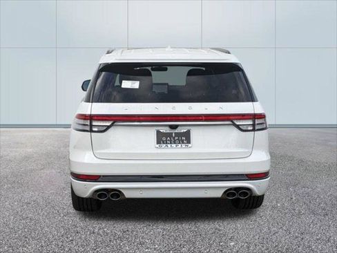New 2023 Lincoln Aviator Reserve w/ Equipment Group 201A image 5