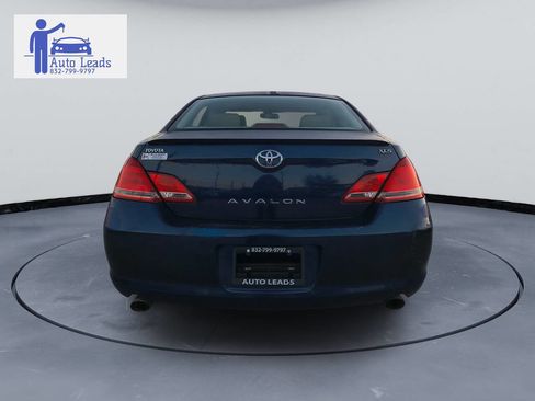 Used 2006 Toyota Avalon XLS image 7