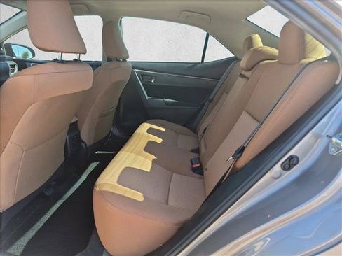 Used 2015 Toyota Corolla LE FWD image 12