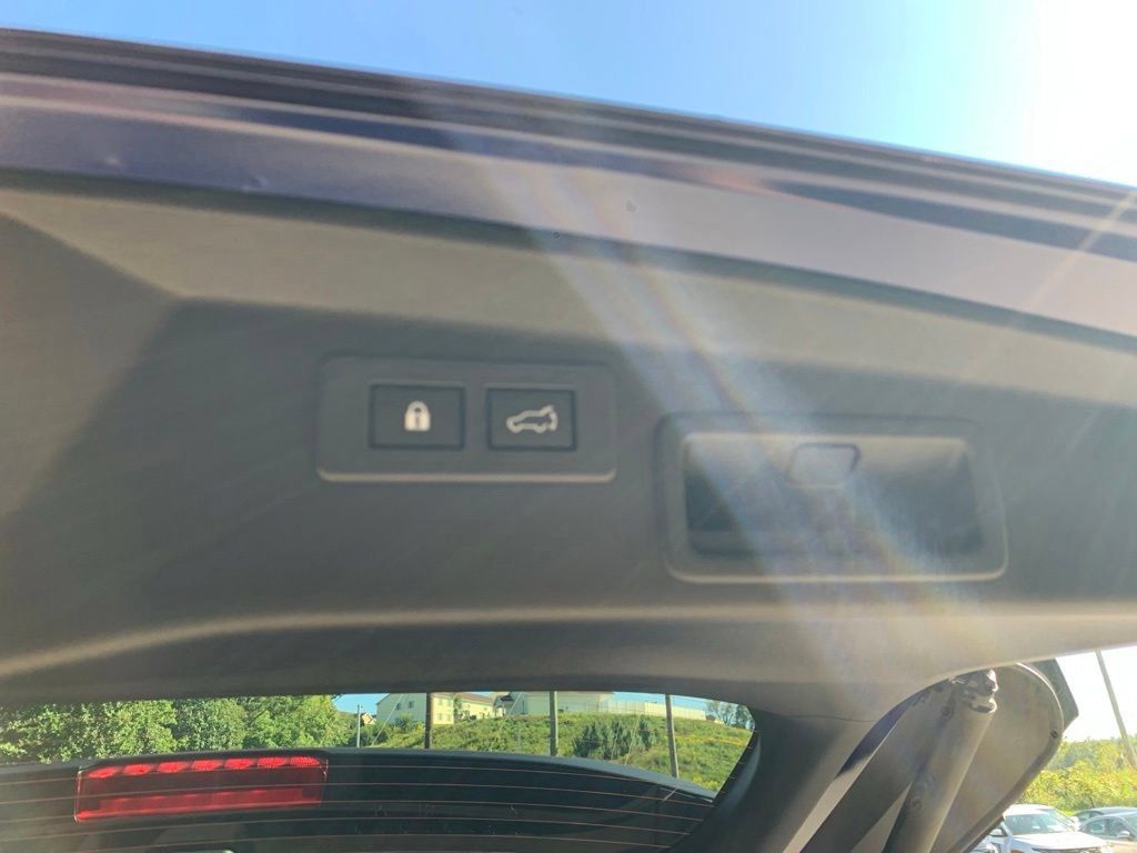 New 2026 Subaru Outback Touring XT AWD/4WD image 16