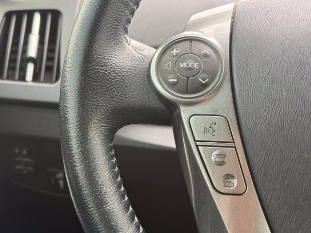 Used 2013 Toyota Prius Persona Series FWD image 21