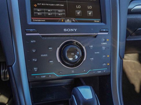 Used 2014 Ford Fusion Titanium image 19