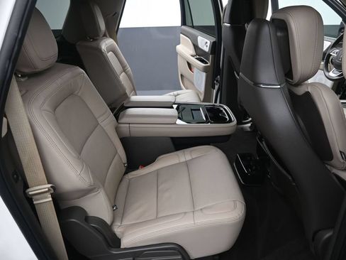 Used 2023 Lincoln Navigator L Reserve AWD/4WD image 15