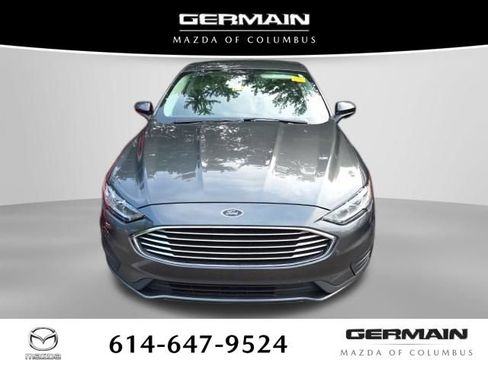 Used 2019 Ford Fusion SE FWD image 3