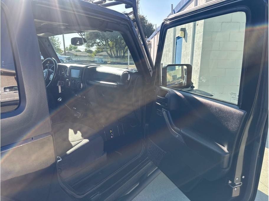 Used 2016 Jeep Wrangler Sport w/ Quick Order Package 23S AWD/4WD image 24