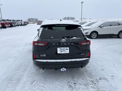 Used 2023 Ford Escape ST-Line Select w/ Tech Pack #2 image 6