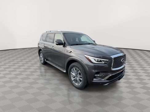 Used 2024 INFINITI QX80 Luxe AWD/4WD image 2