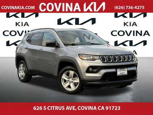 Used 2022 Jeep Compass Latitude w/ Convenience Group image 1