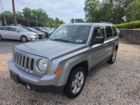 Used 2015 Jeep Patriot Latitude w/ Trailer Tow Prep Group AWD/4WD image 1